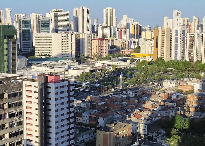 Em Boa Viagem Perto De Tudo No Golden Home Shopping!